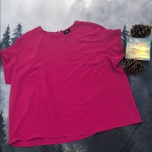 Bright fuchsia Mossimo top